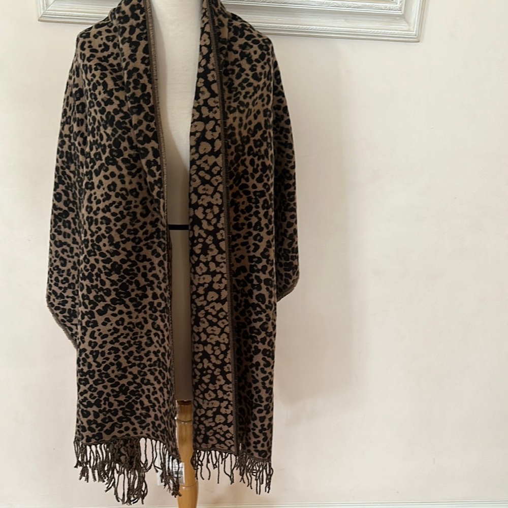 Leopard Print Fringe Scarf